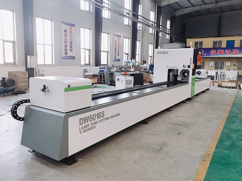 metal tube laser cutting machine