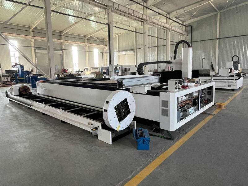 plate tube laser cutting machine